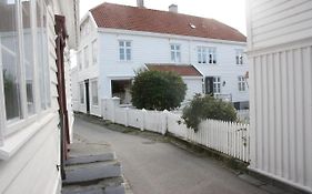 Gamle Apoteket I Gamle Skudeneshavn